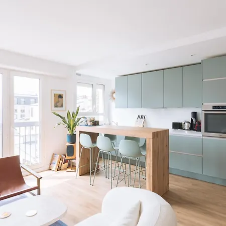 Apartament Beautiful Apart For 2 In Les Buttes Chaumont